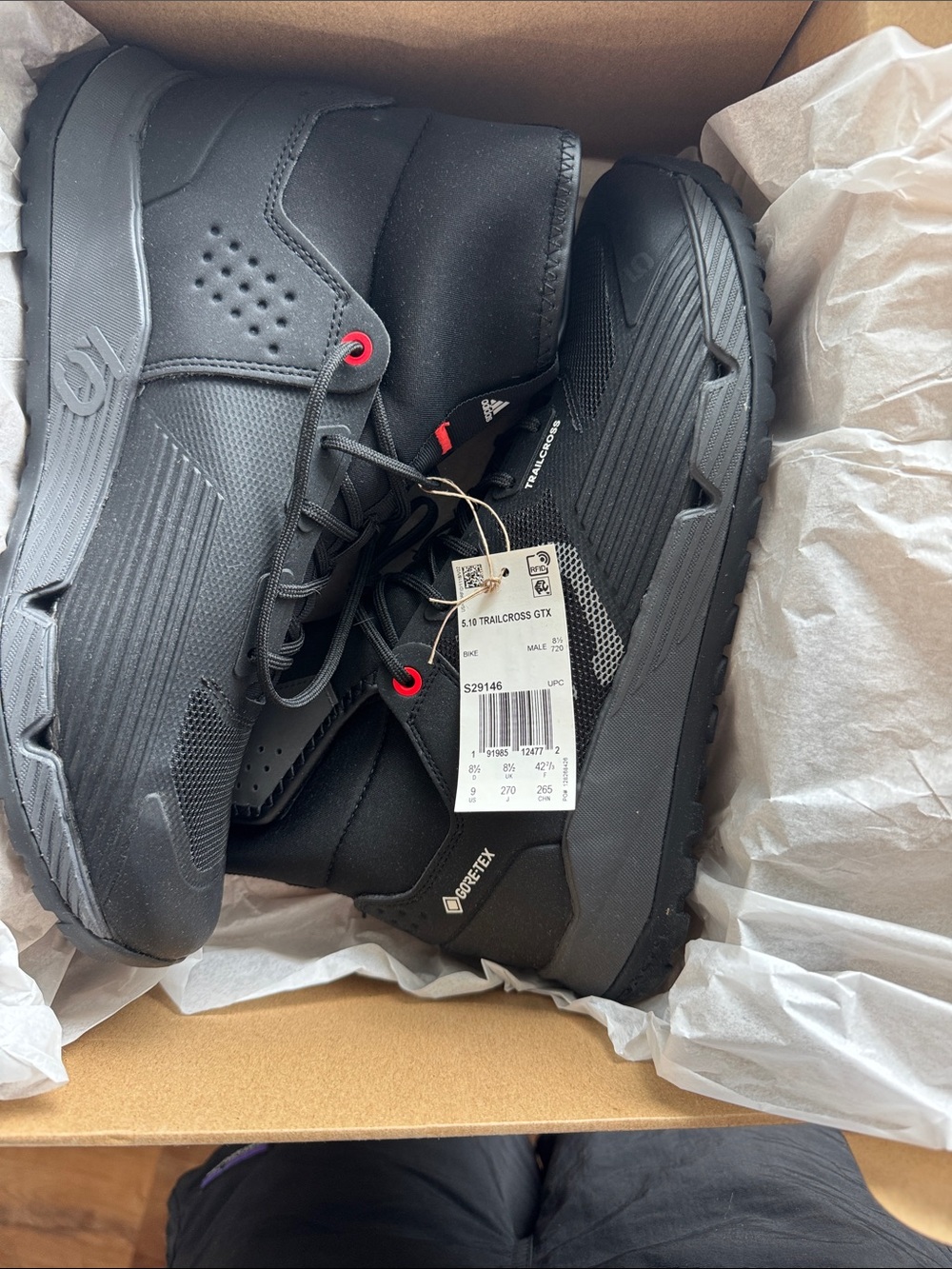 GORE-TEX Men's Black Hiking Boots with Red Eyelets